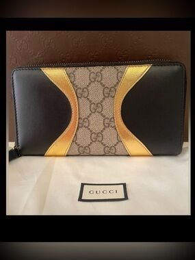 GUCCI monogram wallet Limited Edition,GG Osiride Collection